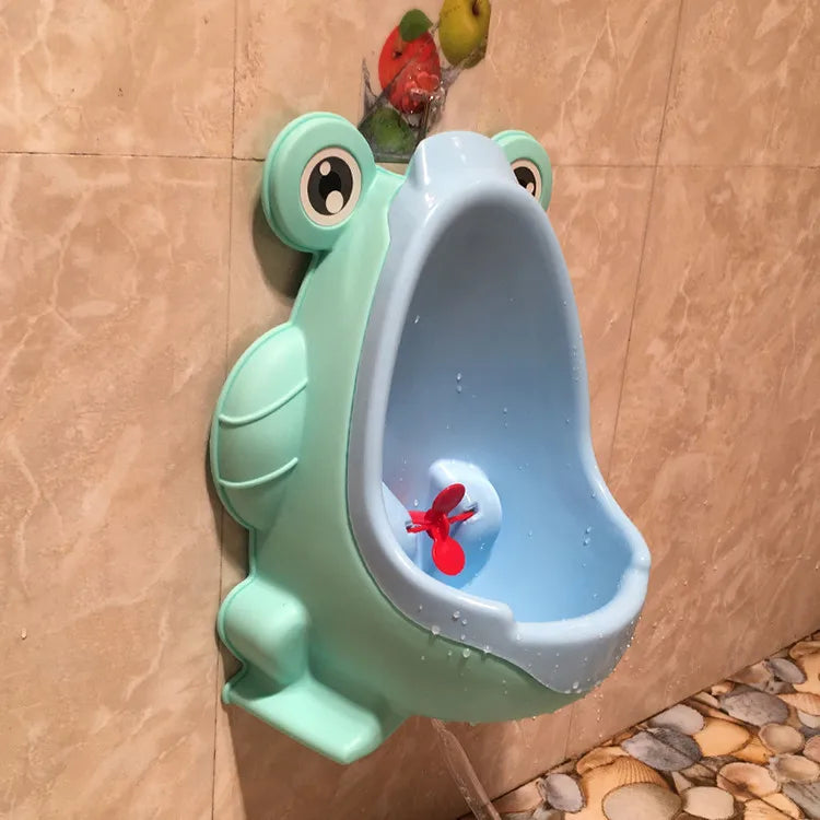 1pc Animal Cartoon Design Baby Boy Frog Potty Toilet Urinal Pee Trainer