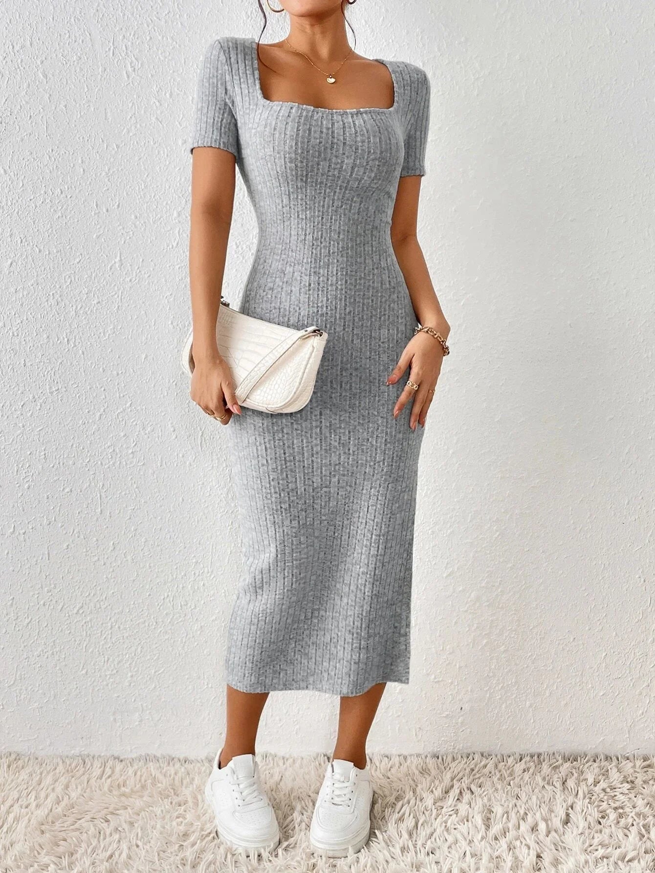 Summer Square Neck, Hip-Hugging Mid-Length Skirt