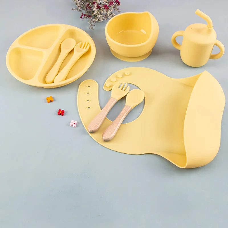 8PCS/Set BPA Free Silicone Baby Feeding Set Sucker Bowl Dishes Plate Straw Cup Spoon Forks Baby Bib