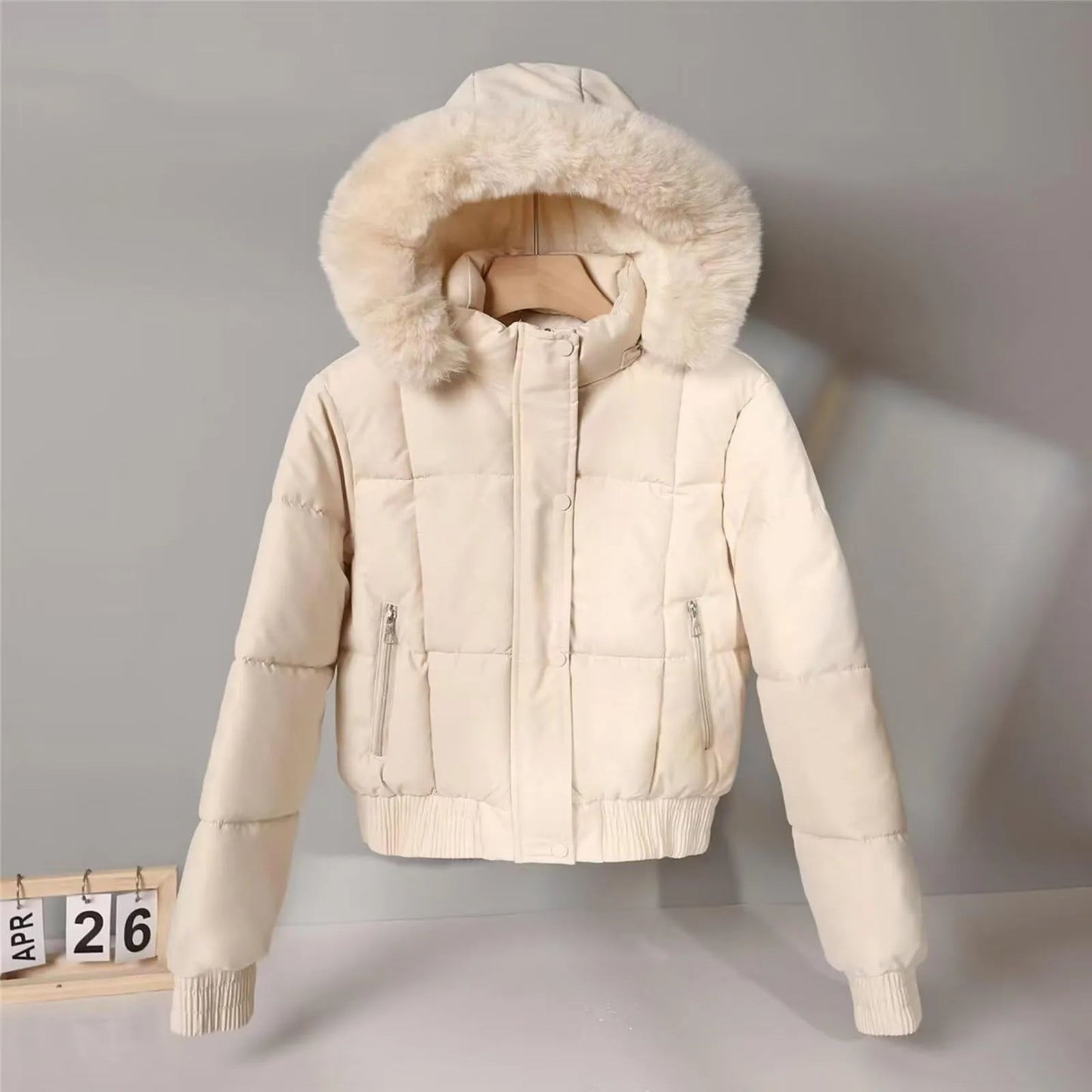 Women‘s Trendy Winter Warm Puffer Jackets