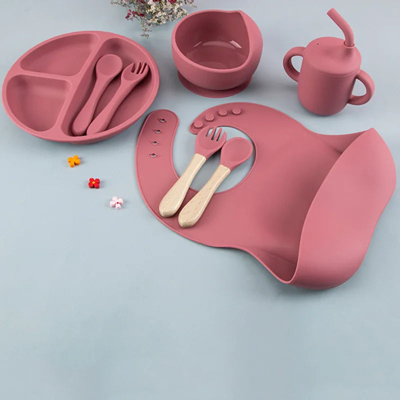 8PCS/Set BPA Free Silicone Baby Feeding Set Sucker Bowl Dishes Plate Straw Cup Spoon Forks Baby Bib